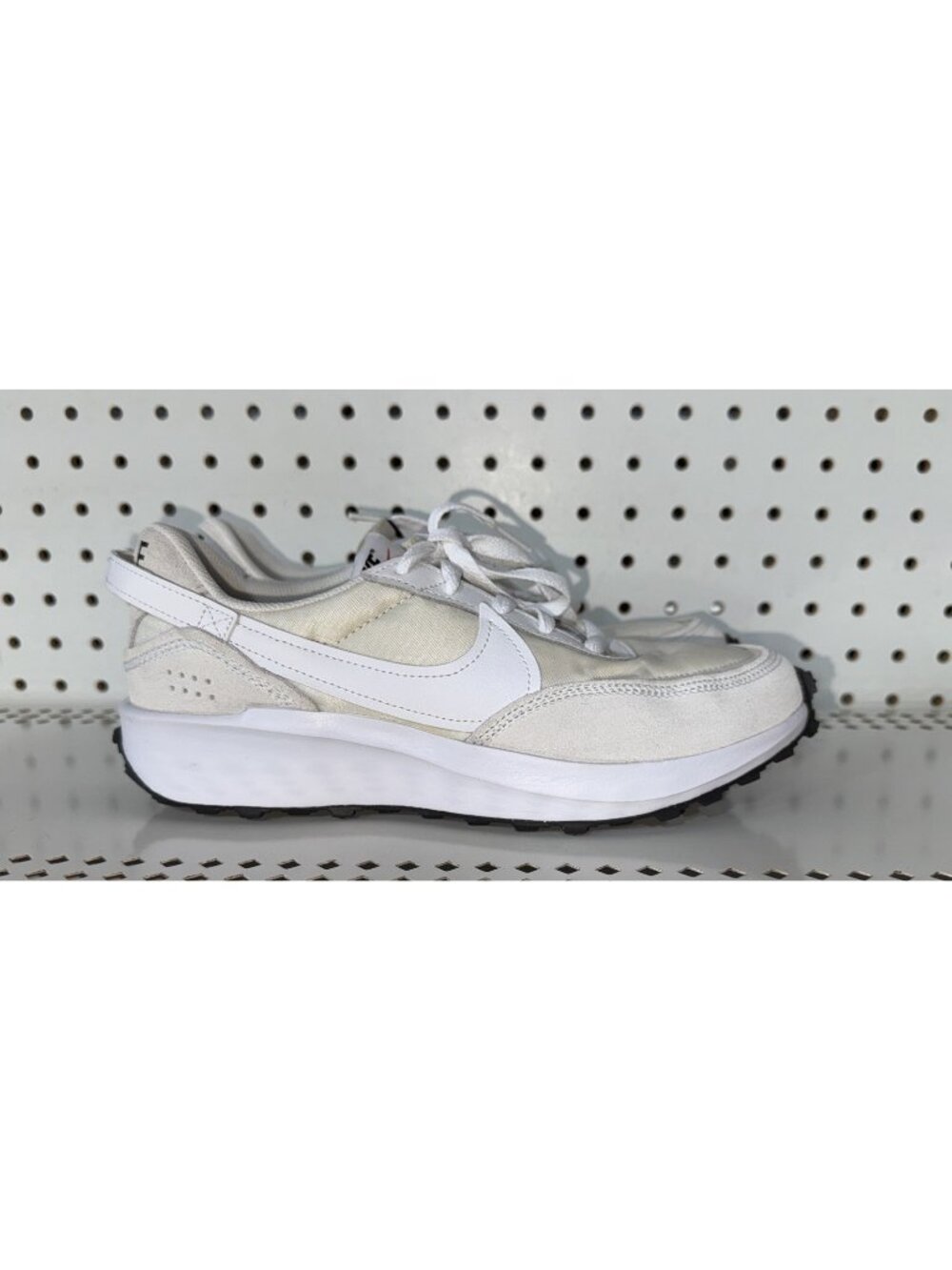 Nike Waffle Debut Womens Suede Athletic Shoes Sneakers Size 8 White DH9523-100